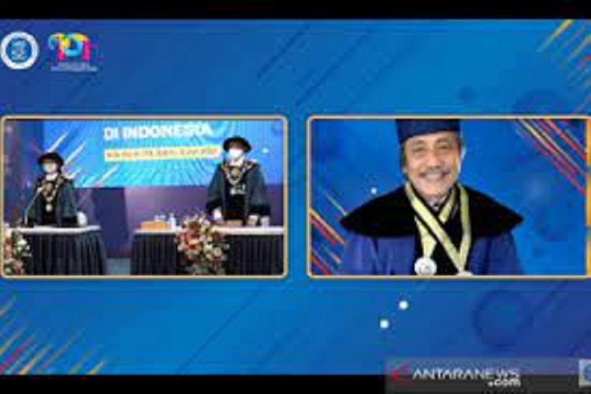 Sam Bimbo, Nyoman Nuarta, Bambang Brodjonegoro terima Doktor HC dari ITB