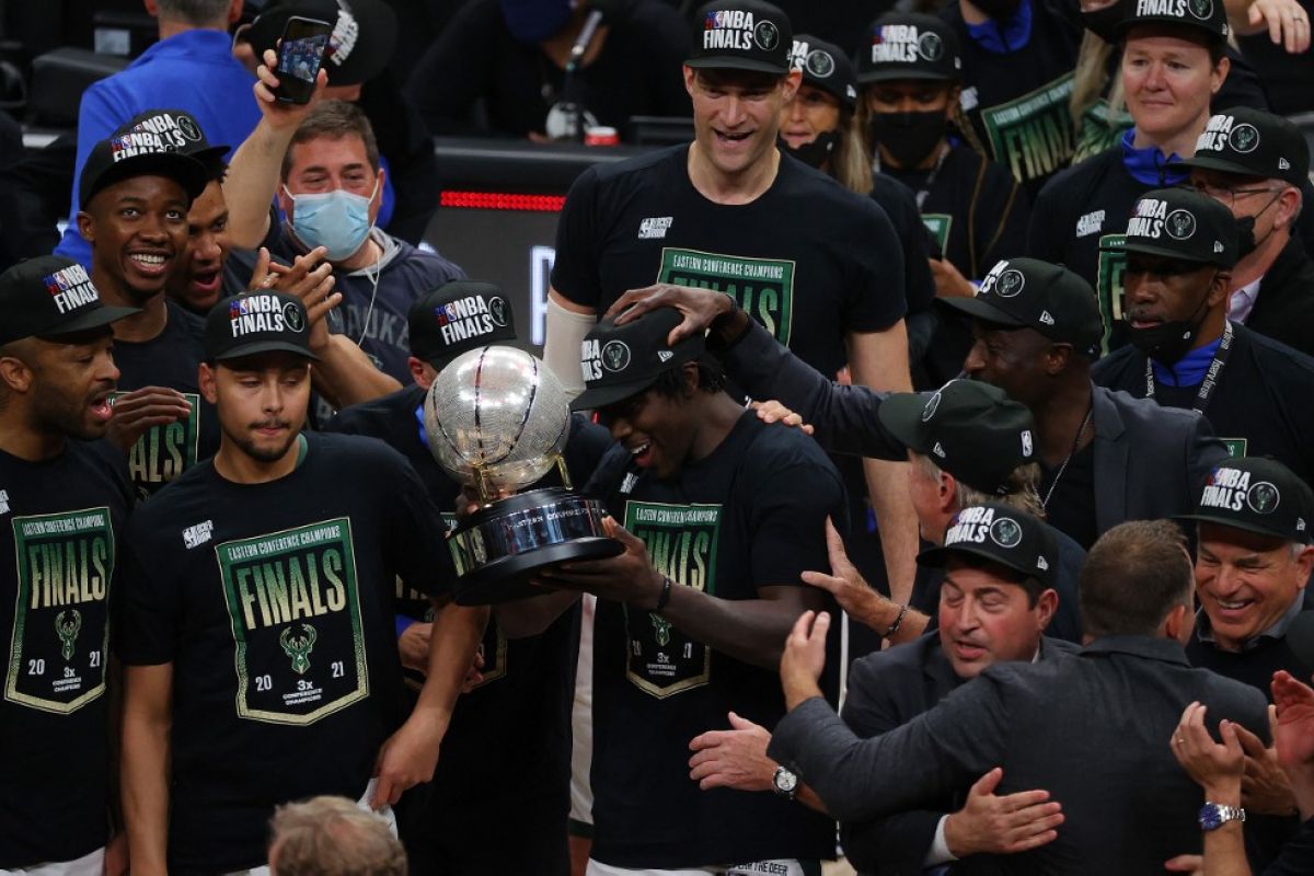 Bucks tantang Phoenix Suns pada Final NBA, sama-sama haus jadi juara