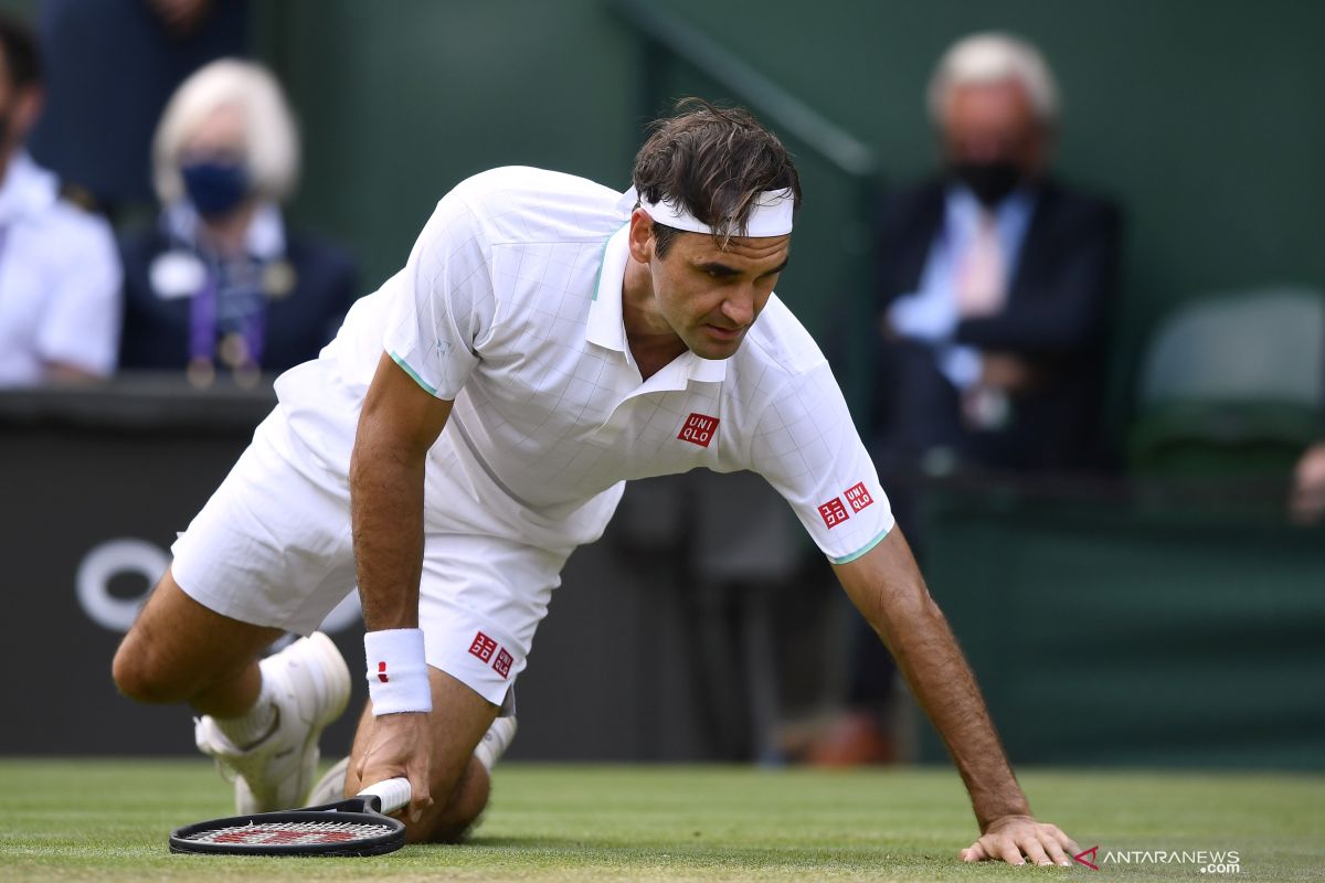Wimbledon: Federer singkirkan petenis Inggris terakhir di sektor putra