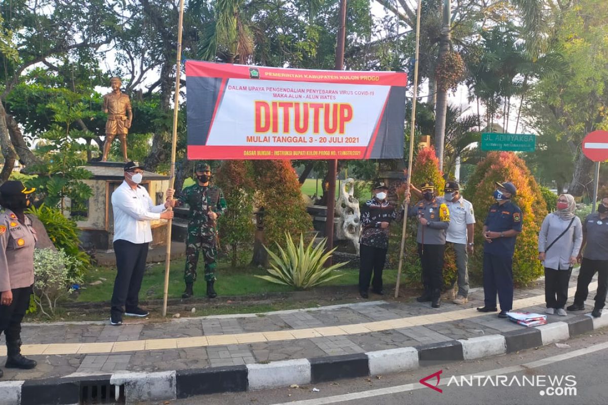 Pemkab Kulon Progo tutup sementara Alun-alun Wates cegah penyebaran COVID-19