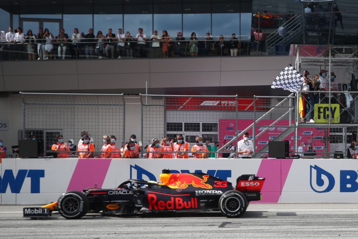 Juarai GP Austria, Verstappen semakin perlebar jarak dari Hamilton