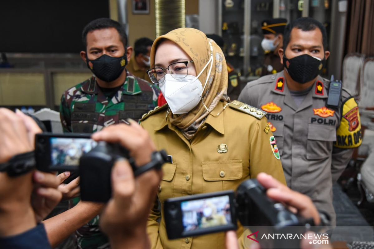 Setiap malam jalan protokol di Purwakarta ditutup selama PPKM Darurat