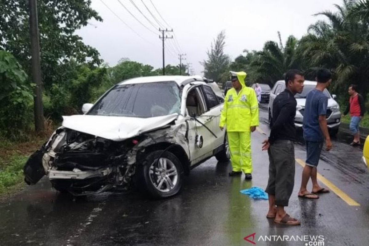 Mobil Anggota DPR Aceh tabrak pengendara motor di Pidie, korban meninggal dunia