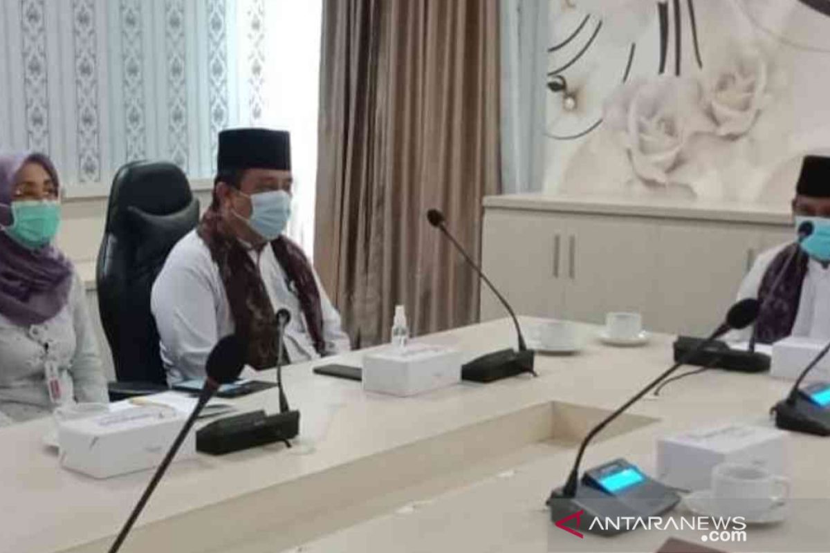 Bupati Bekasi Eka Supria Atmaja dikonfirmasi terserang COVID-19