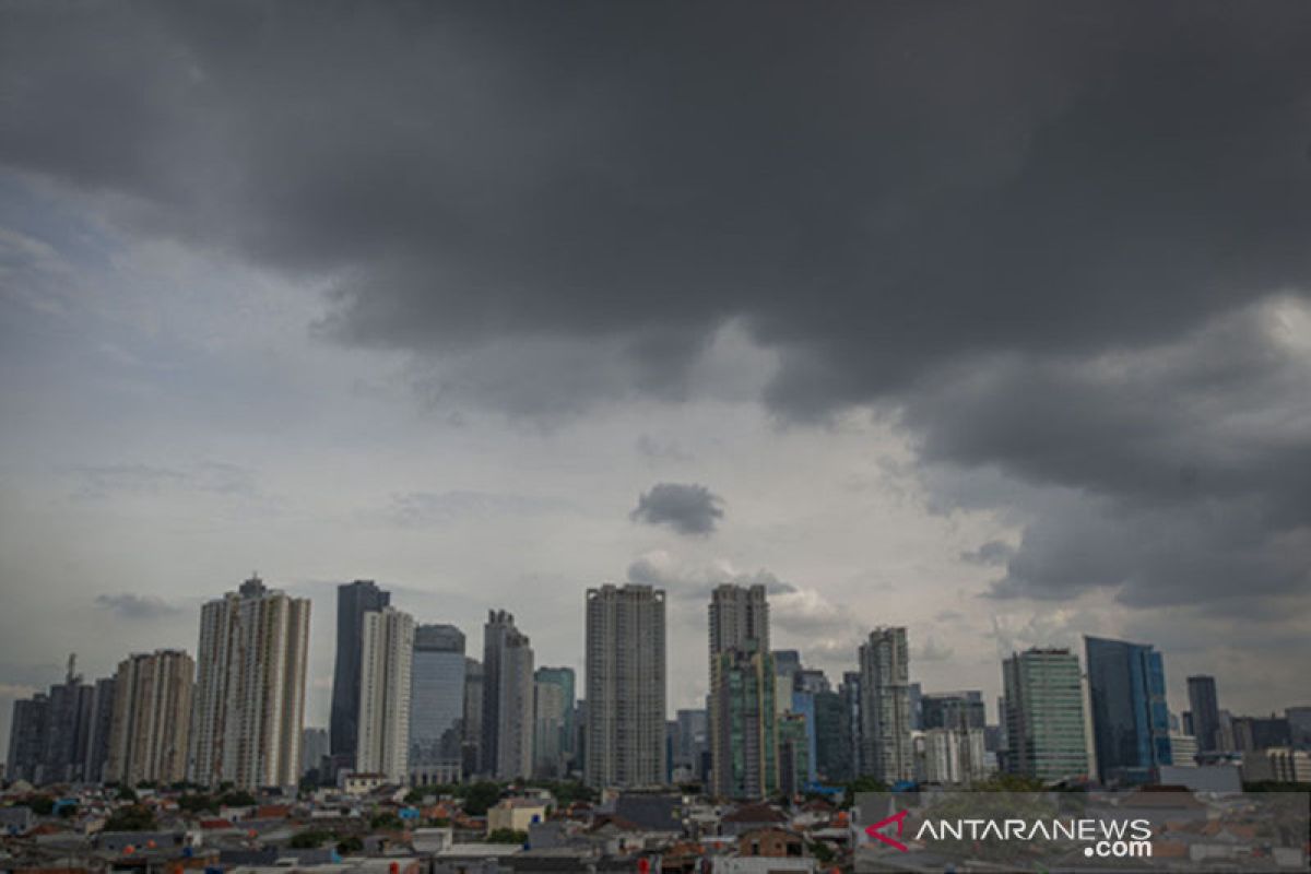 BMKG keluarkan peringatan hujan lebat hingga kebakaran lahan