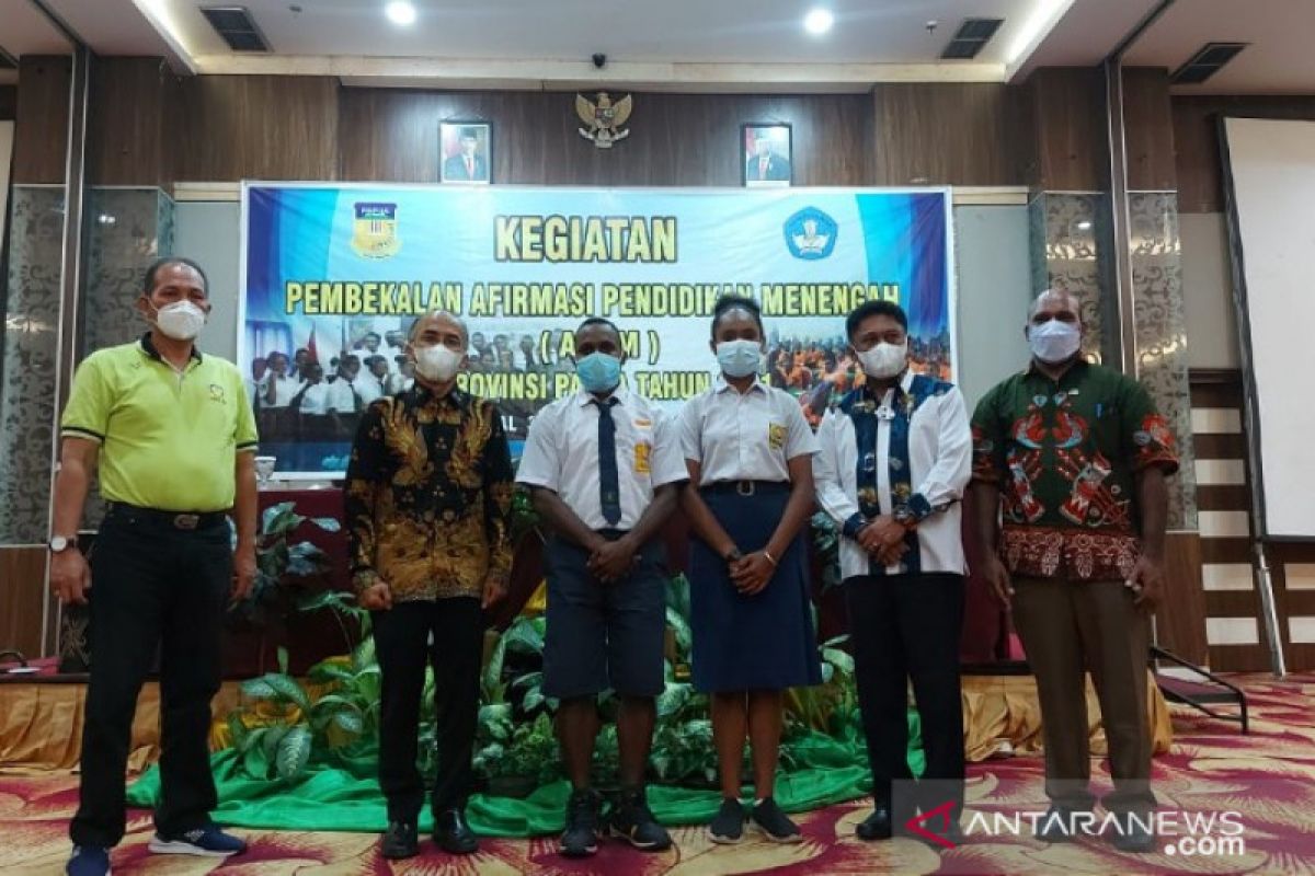 Pemprov Papua berangkatkan 350 siswa peserta program ADEM