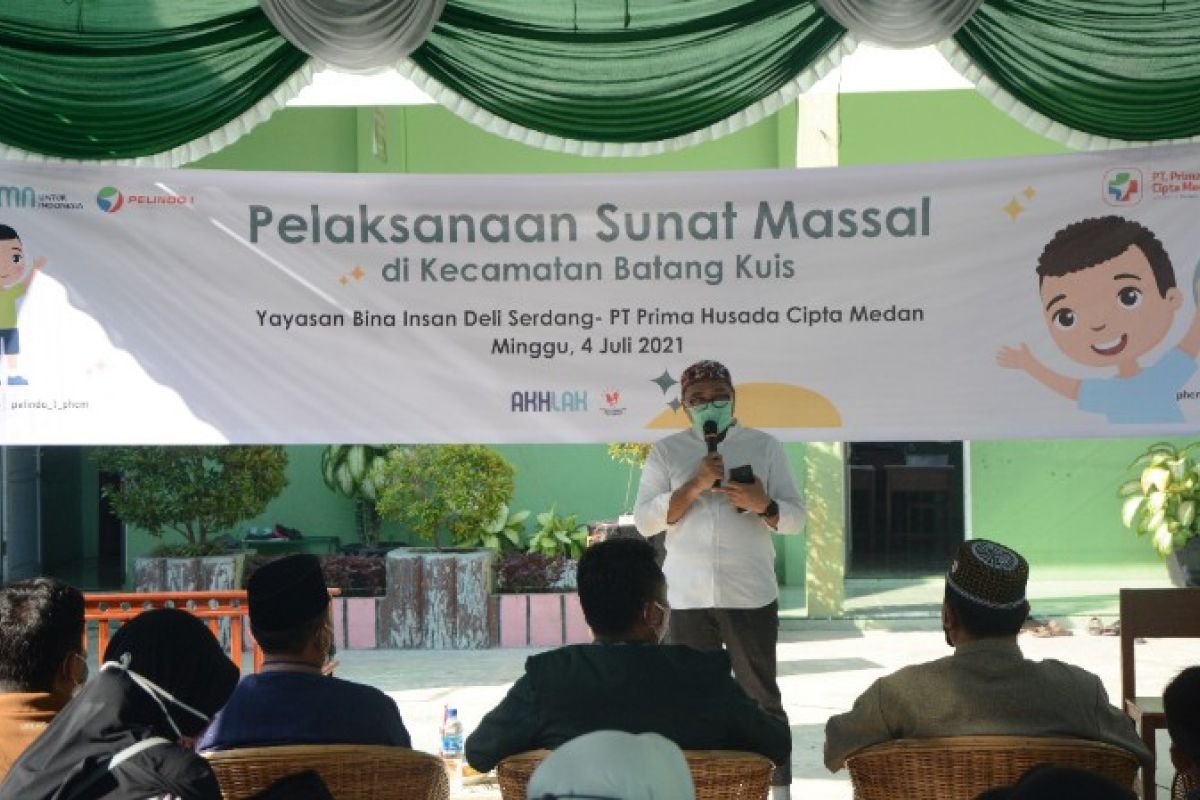 Peduli kesehatan anak, Pelindo 1 gelar sunat massal