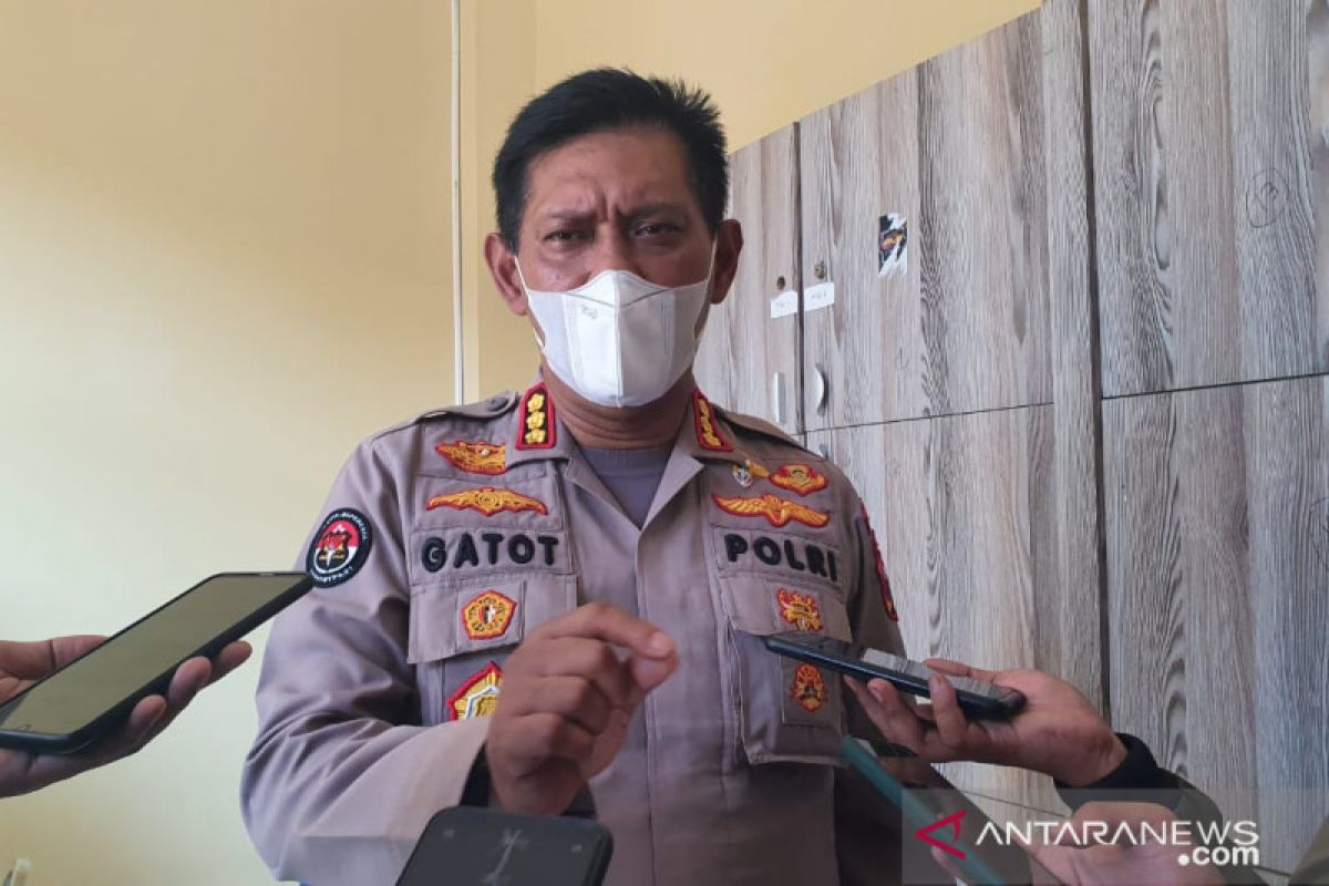 Polda Jatim telusuri poster ajakan tidak menyebar dan mengunggah berita COVID-19