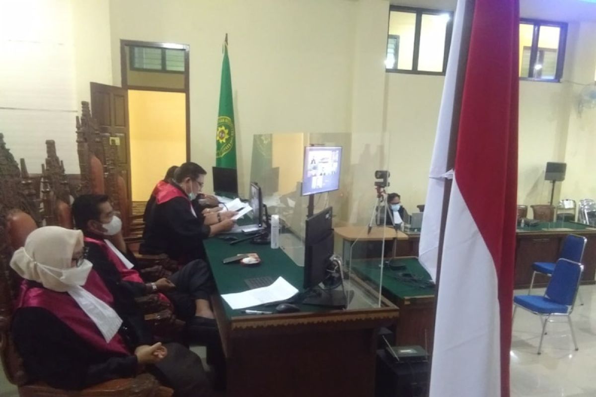 Hakim jatuhkan hukuman 4 tahun penjara kepada mantan Bupati Lampung Tengah