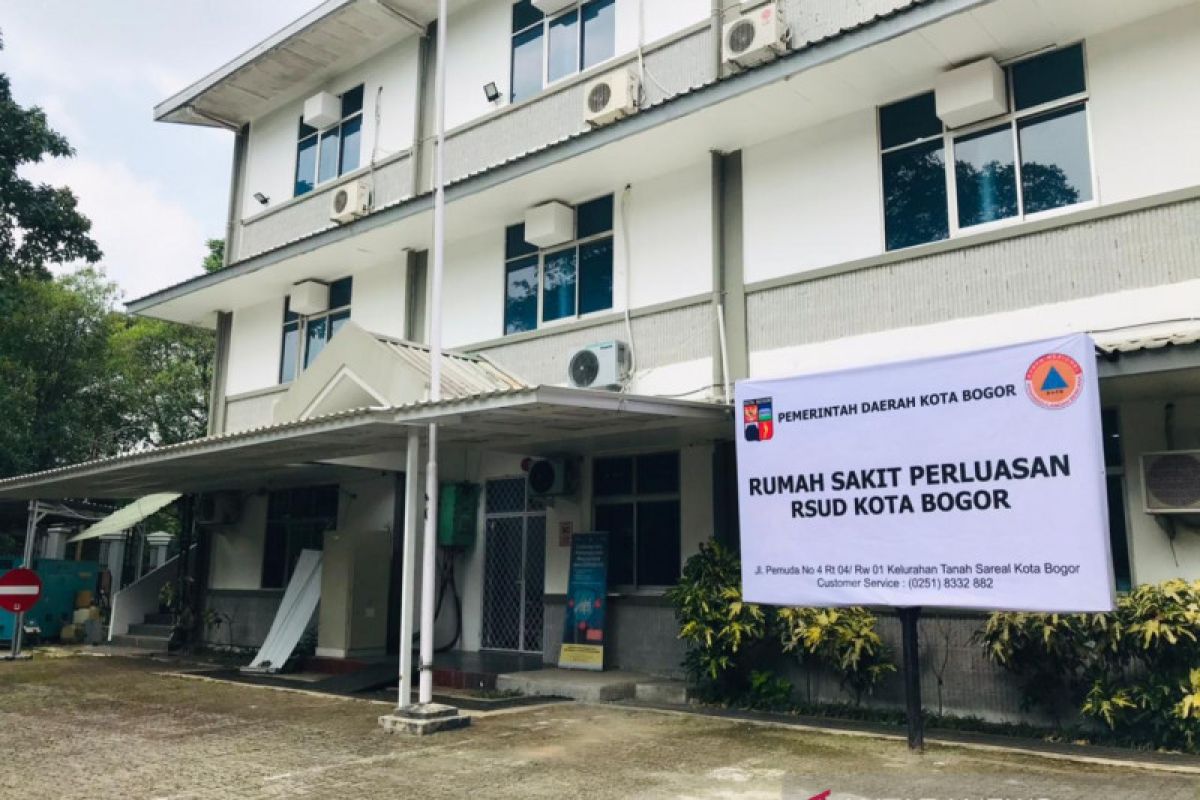 Bogor reels from health worker shortage for handling COVID-19 patients