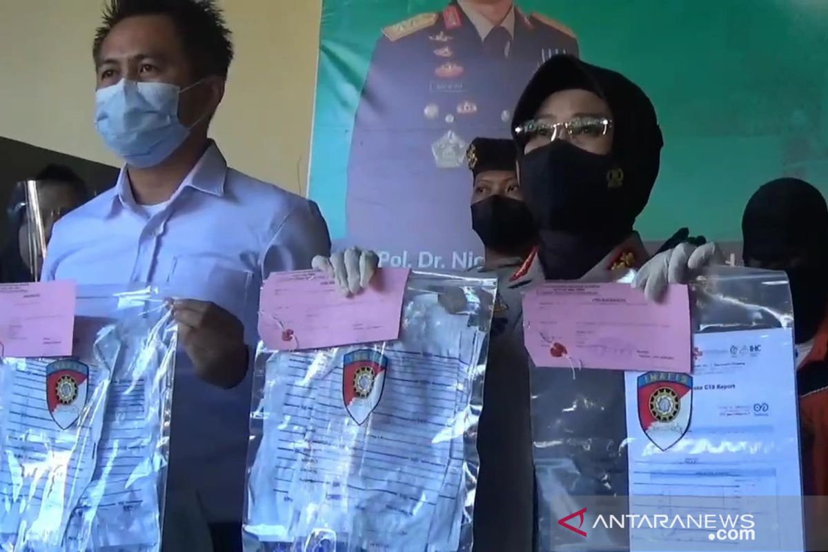 Polisi Surabaya ungkap pemalsuan surat sehat tes GeNose