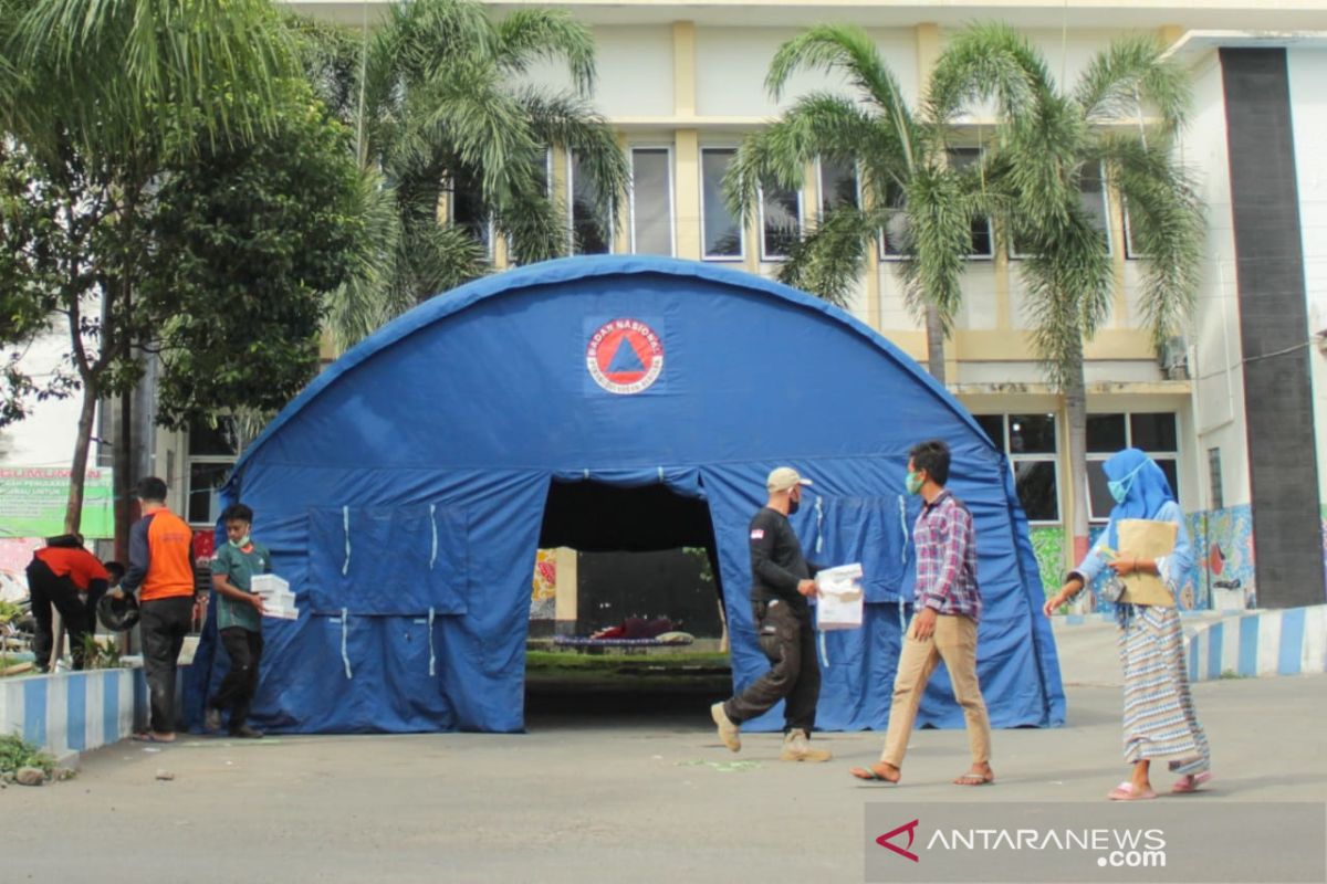 RSUD Situbondo dirikan tenda darurat, antisipasi lonjakan COVID-19