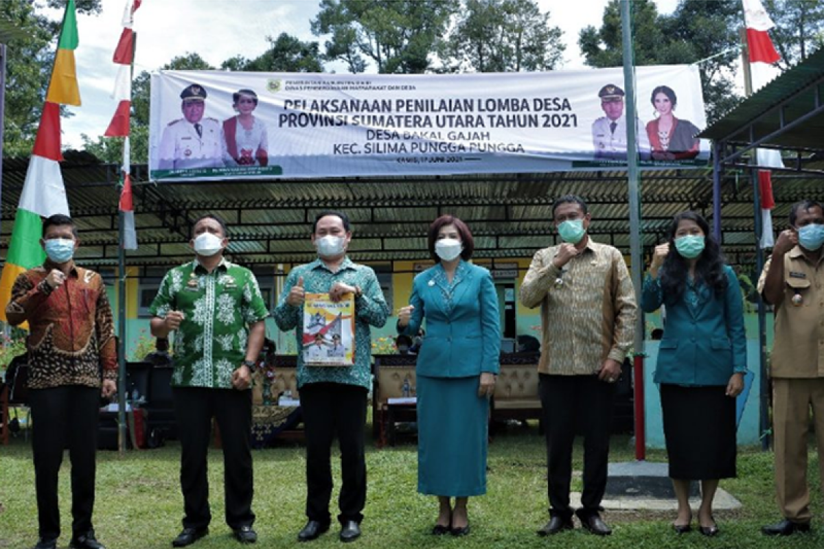 Tim penilai lomba desa apresiasi Desa Bakkal Gajah Dairi