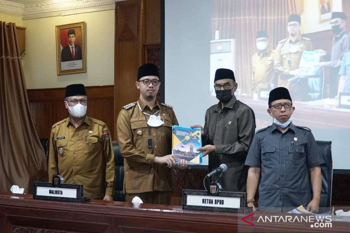 Pemkot Bukittinggi tambah modal ke Bank Nagari