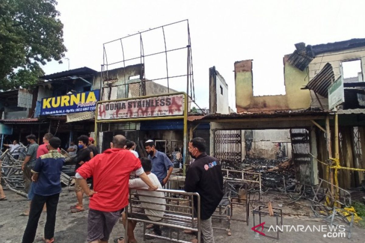 Kebakaran pemukiman padat penduduk, 10 rumah dan 8 ruko hangus