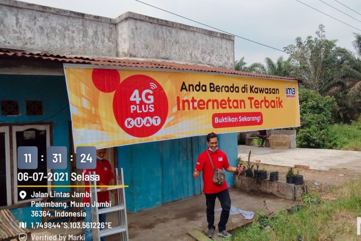 Perkuat jaringan Indosat Ooredoo jangkau hingga perdesaan dengan 4G plus