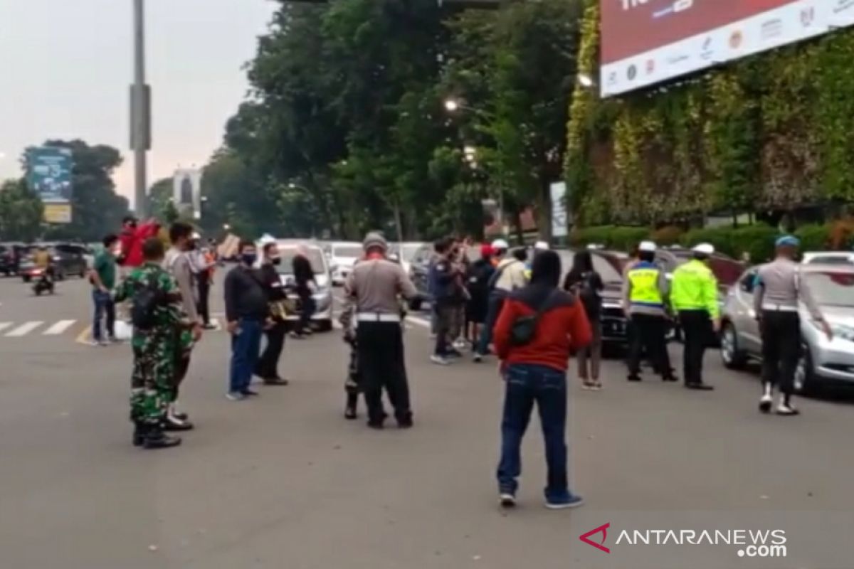 Pengguna jasa penyeberangan diimbau lengkapi syarat perjalanan