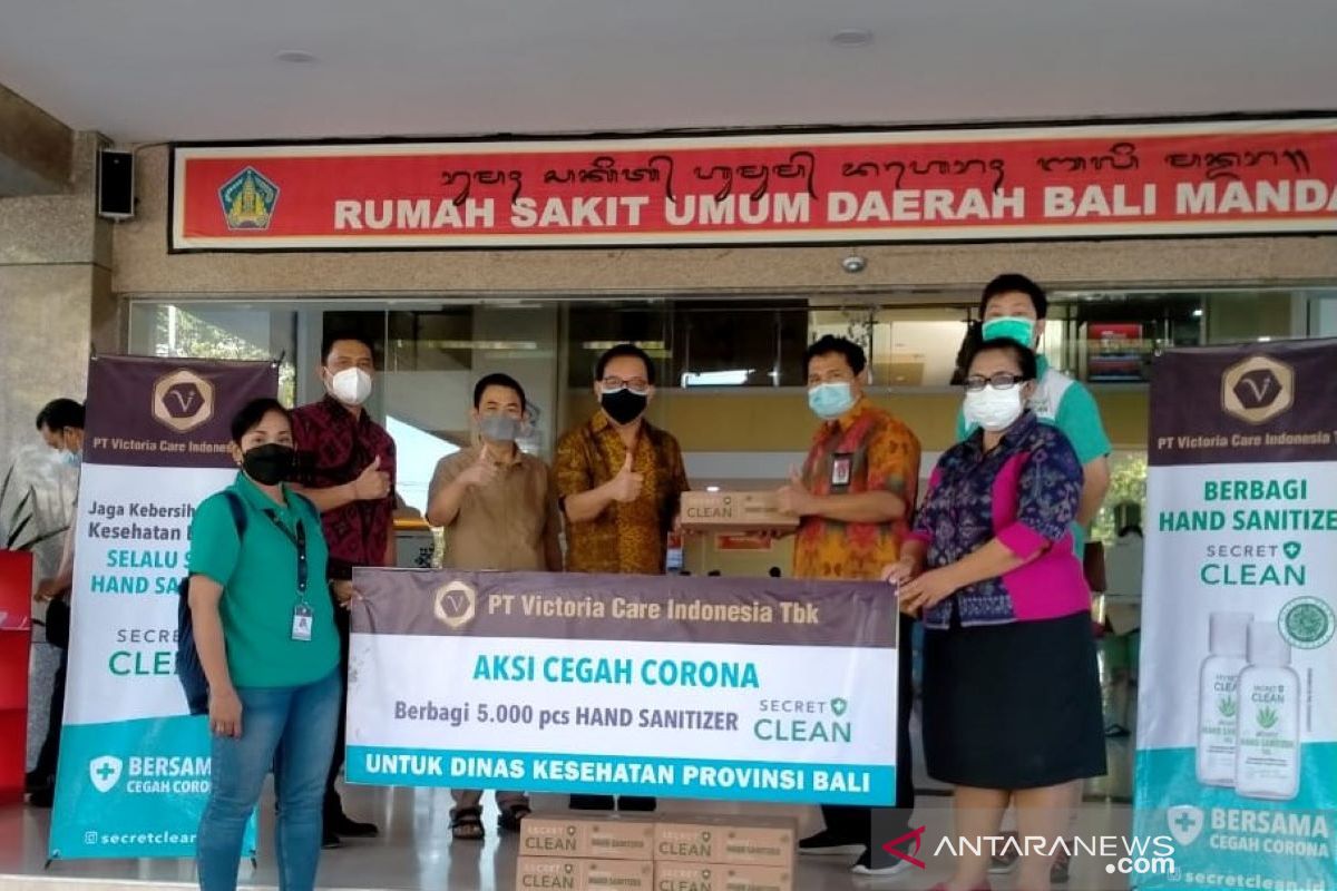 Victoria Care Indonesia donasikan 5.000 hand sanitizer ke Diskes Bali