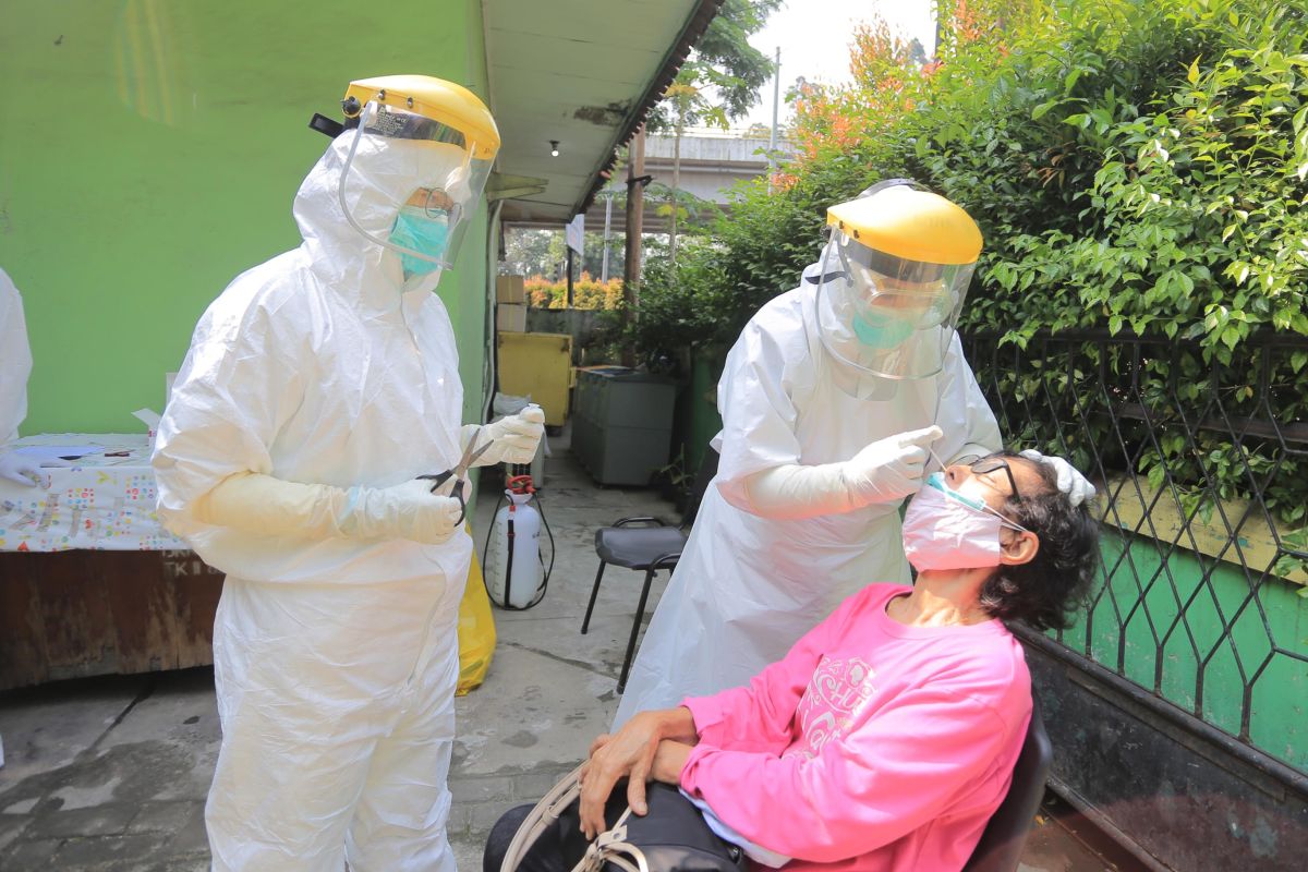 Pemkot Tangerang target swab antigen pada 4.000 orang sehari