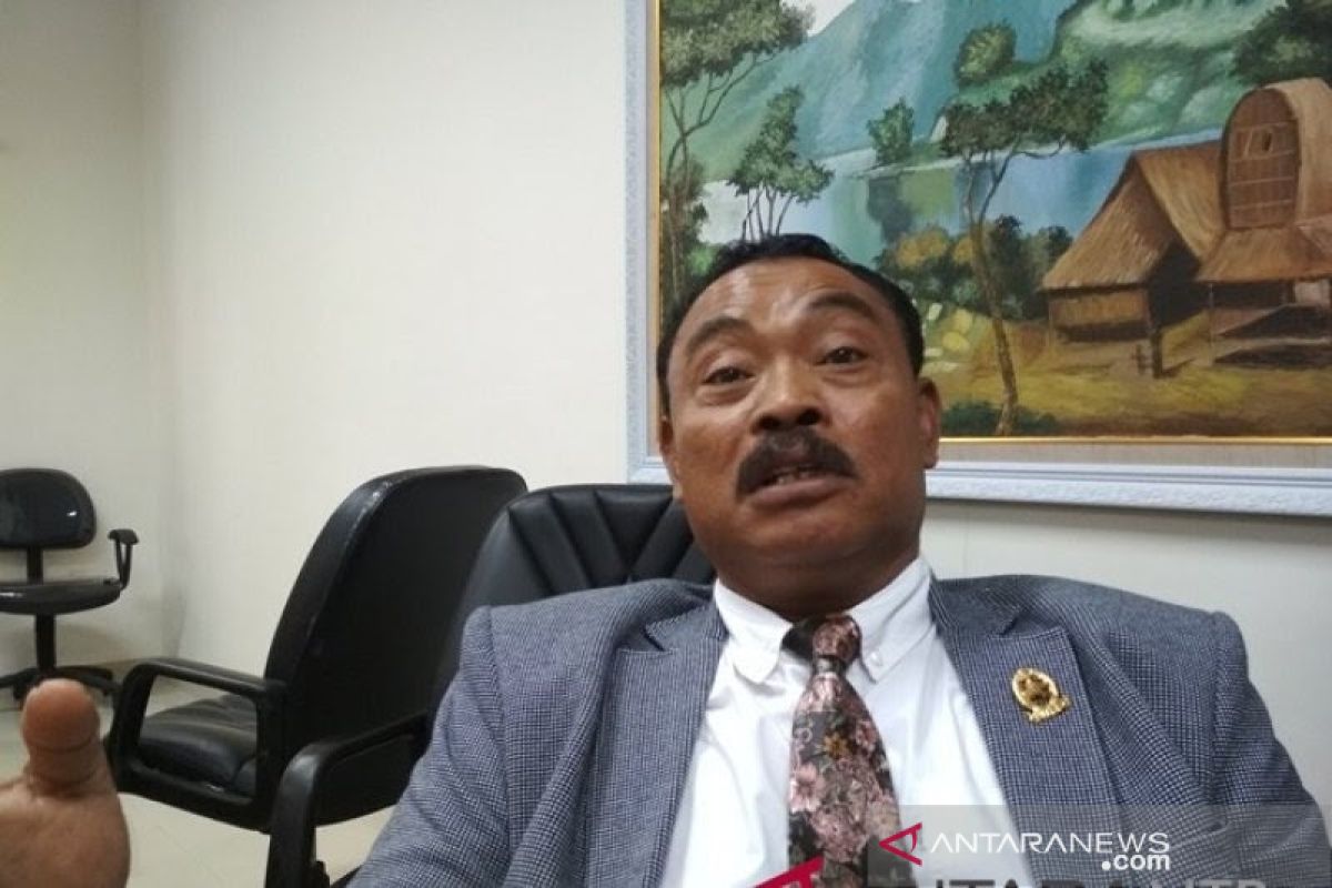 Legislator NTB minta pemprov memperhatikan warga lingkar Gunung Rinjani