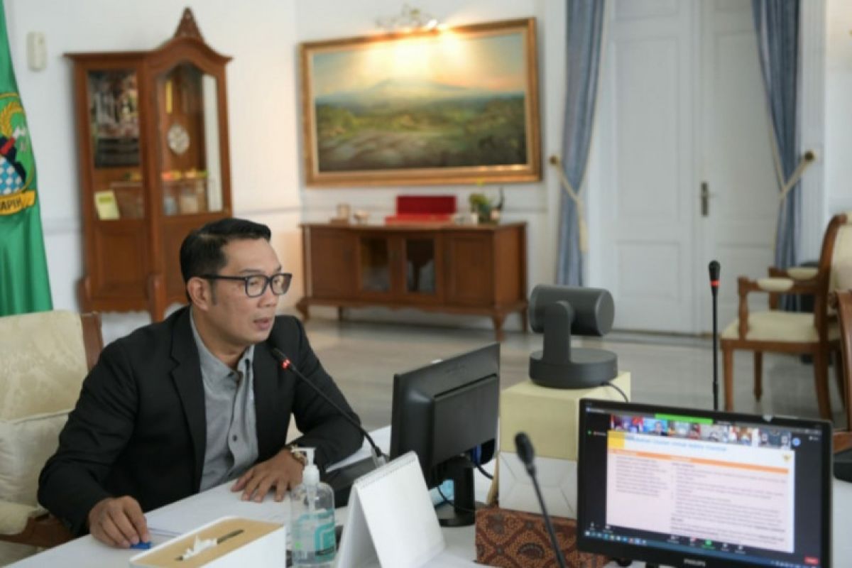 Ridwan Kamil minta perusahaan taati peraturan PPKM Darurat