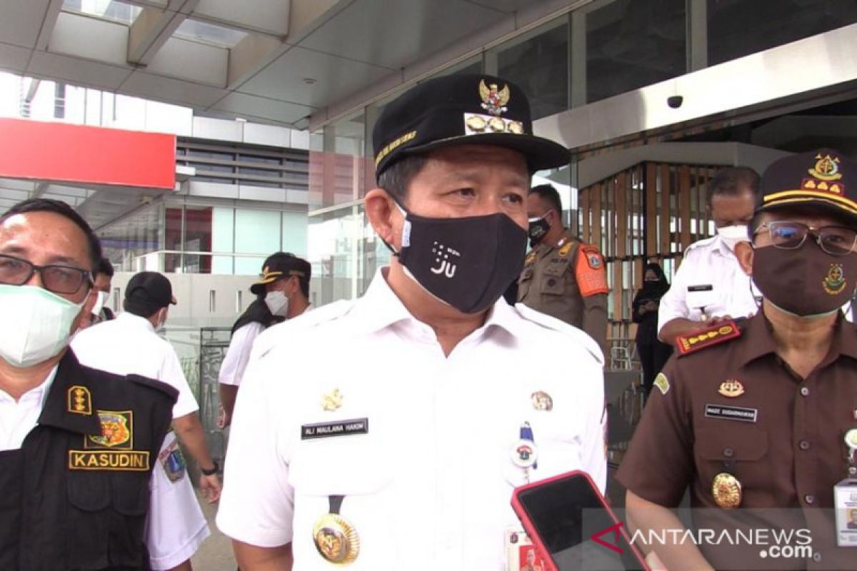 Wali Kota Jakarta Utara sidak perusahaan pekerjakan karyawan di kantor