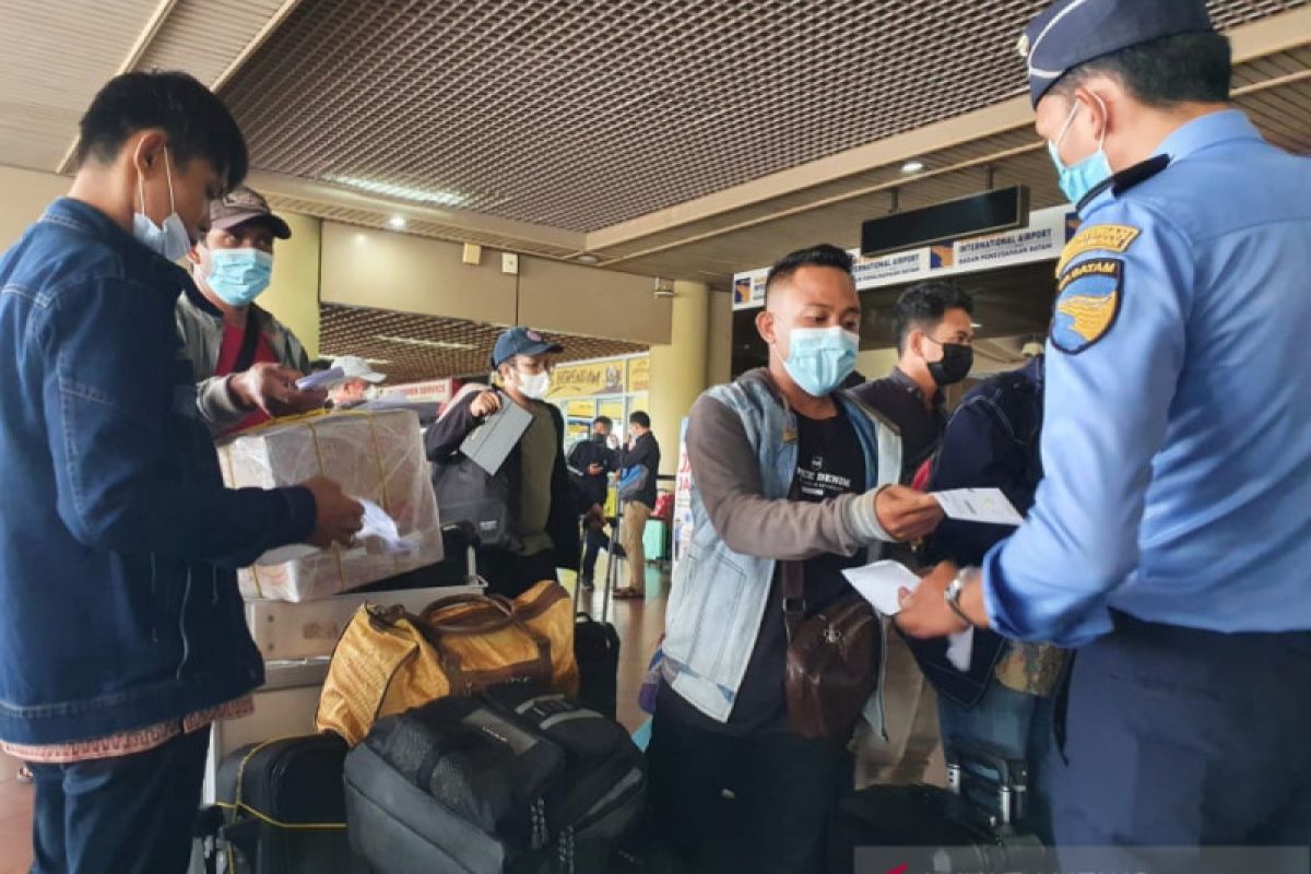 Penerbangan di Bandara Batam belum alami peningkatan