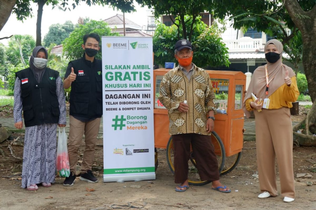 Dompet Dhuafa Lampung-Beeme luncurkan gerakan #BorongDaganganMereka