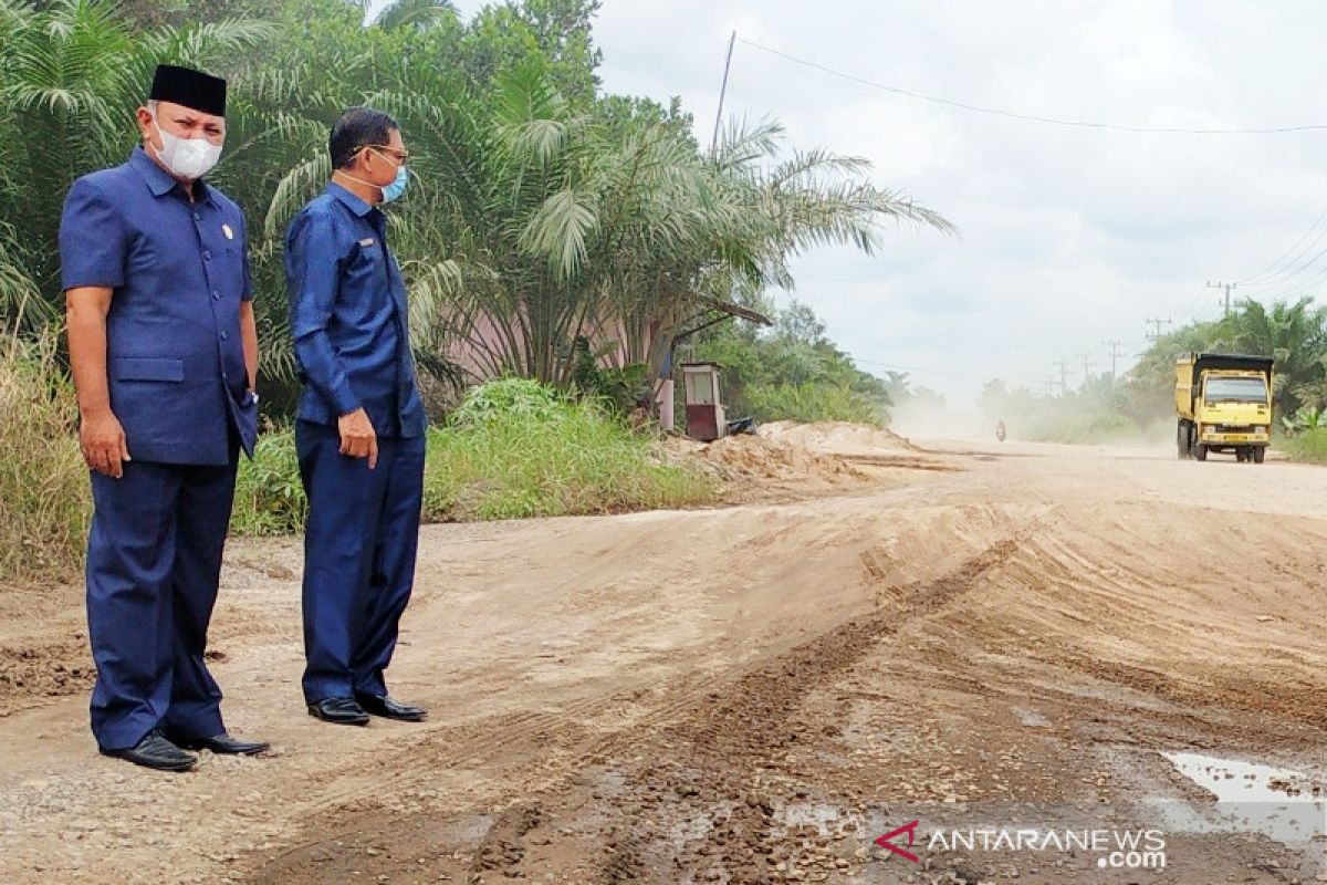DPRD Kotim minta keseriusan perusahaan bantu perbaikan jalan lingkar selatan