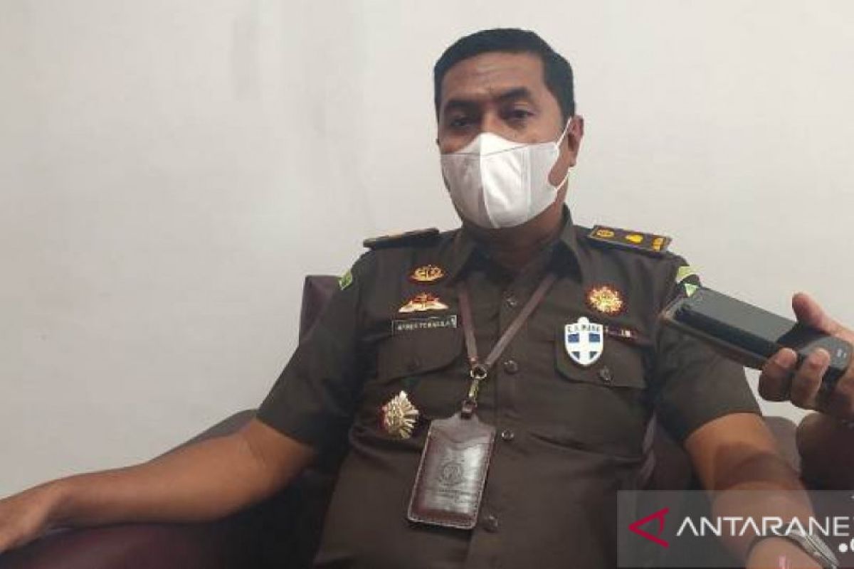 Kejari Jayawijaya menelusuri pengadaan mobil seharga Rp4 miliar