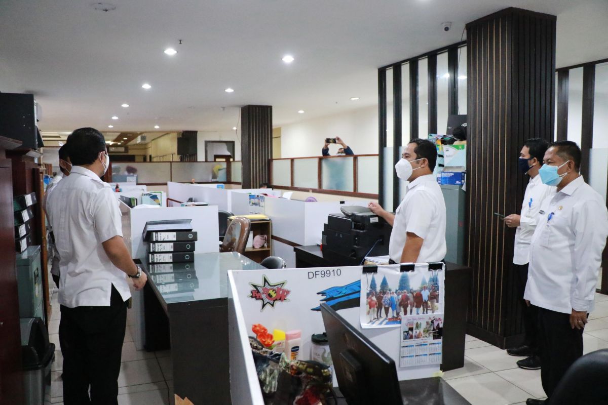 Pejabat eselon 2 dan 3 Kota  Tangerang tetap wajib bekerja di kantor