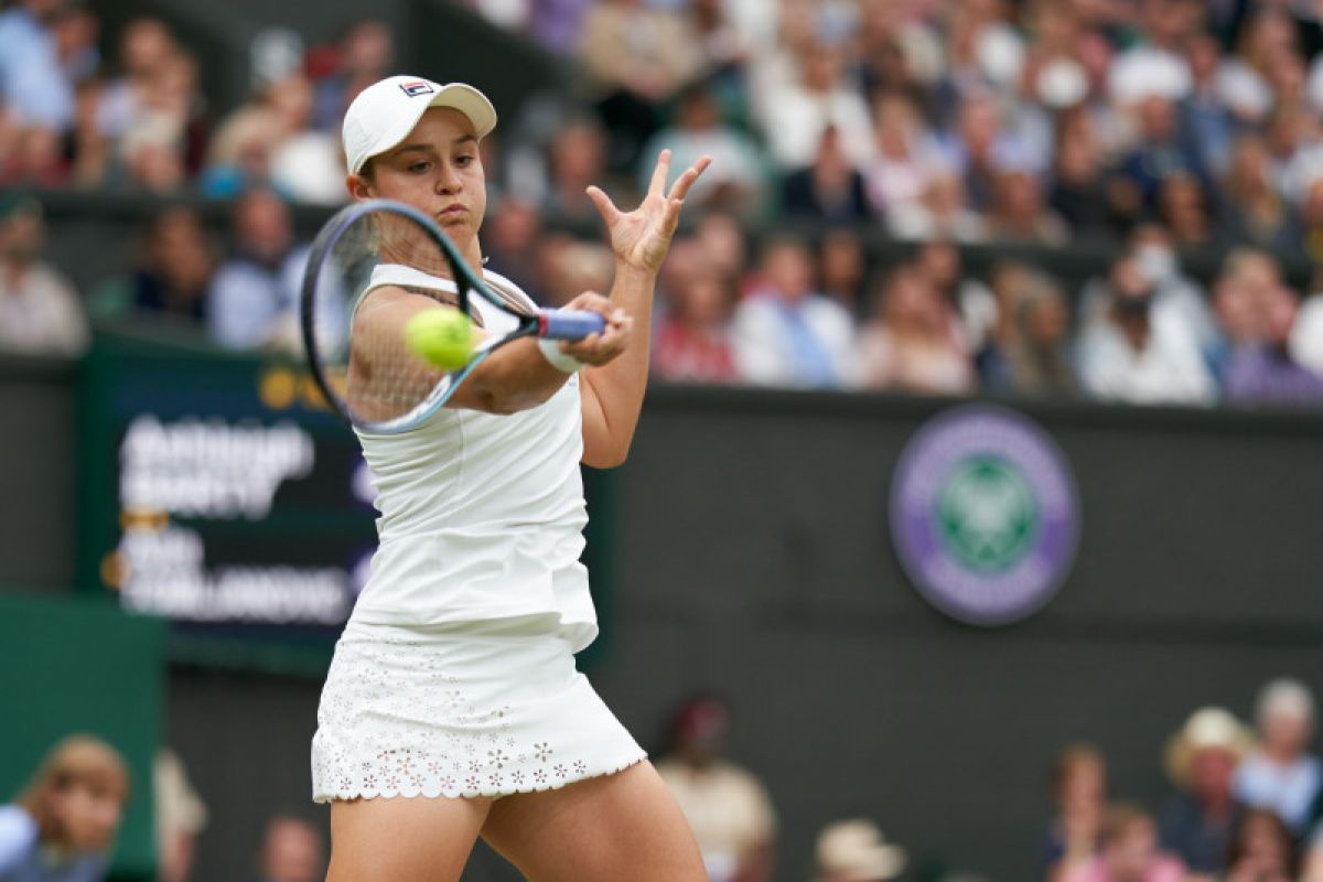 Barty singkirkan rekan senegaranya di perempat final Wimbledon