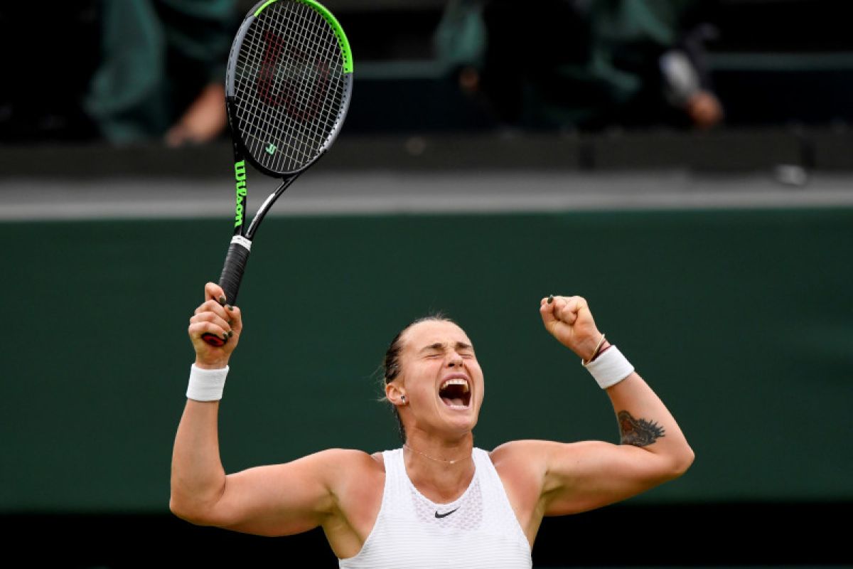 Penonton penuh dongkrak semangat Aryna Sabalenka menuju semifinal Wimbledon