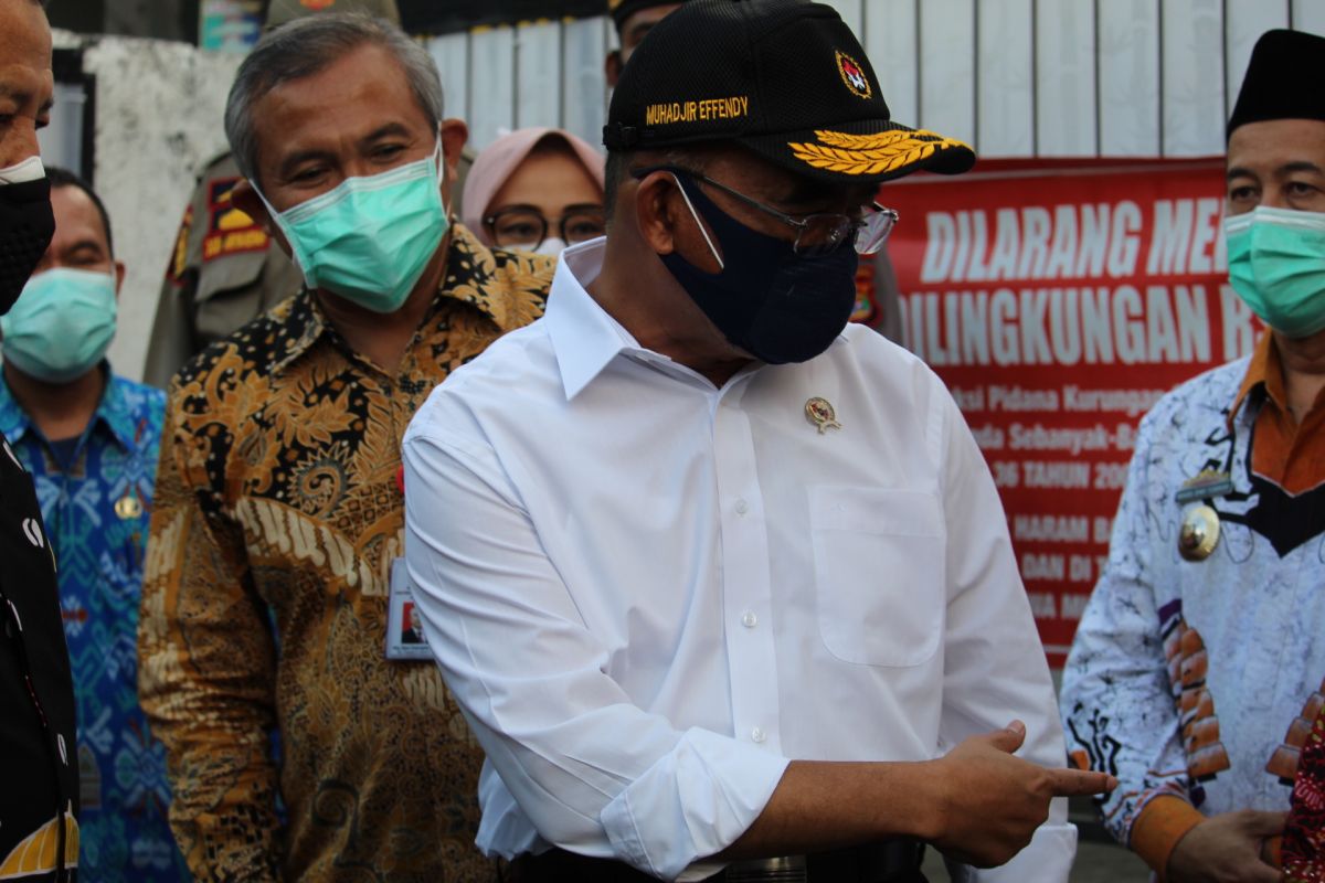 Menko PMK minta Gubernur Lampung konsisten lakukan pengawasan