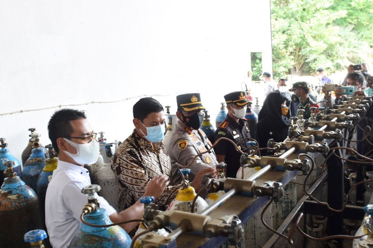 Wali Kota Kediri pastikan stok oksigen medis dan obat tercukupi