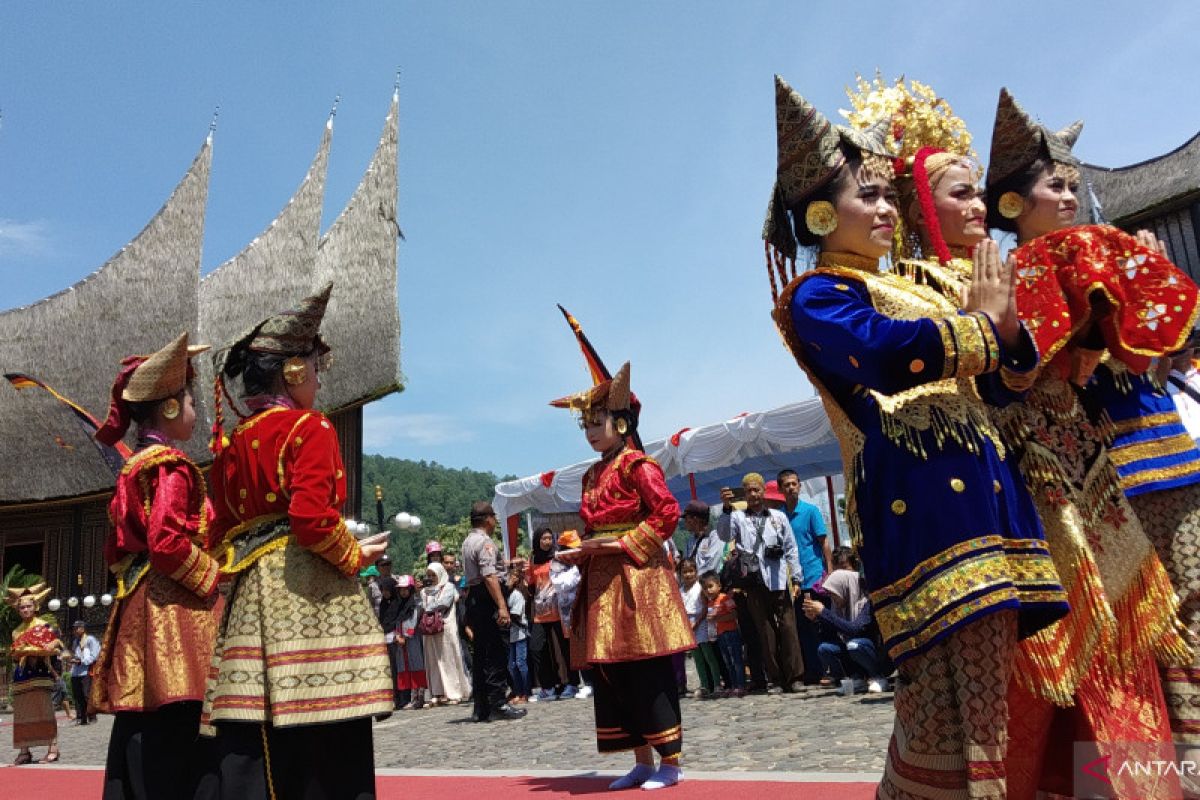 Festival Pesona Minangkabau tunggu persetujuan tertulis dari Kemenparekraf