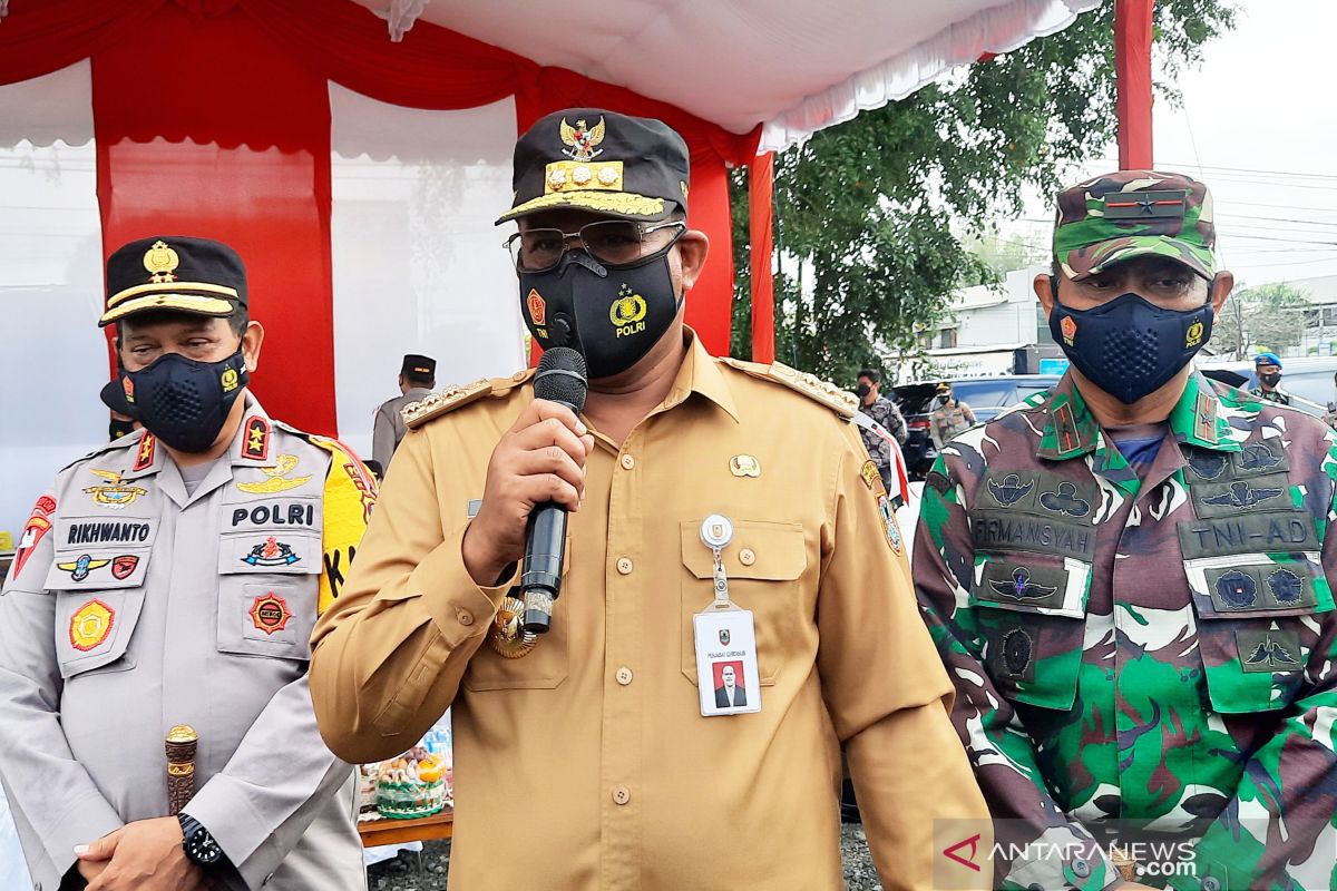 South Kalimantan enforces curfew in red zones
