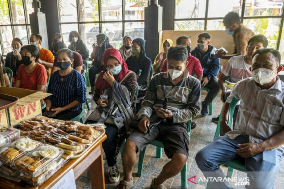 Vaksinasi COVID-19 warga Sulawesi Tengah  capai 12,3 persen