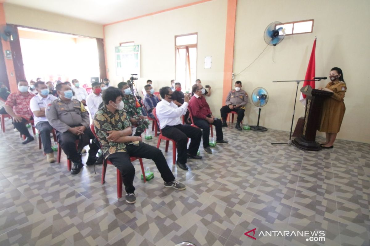 Bupati Karolin resmikan Desa Hilir Kantor Kampung Tangguh Anti Narkoba