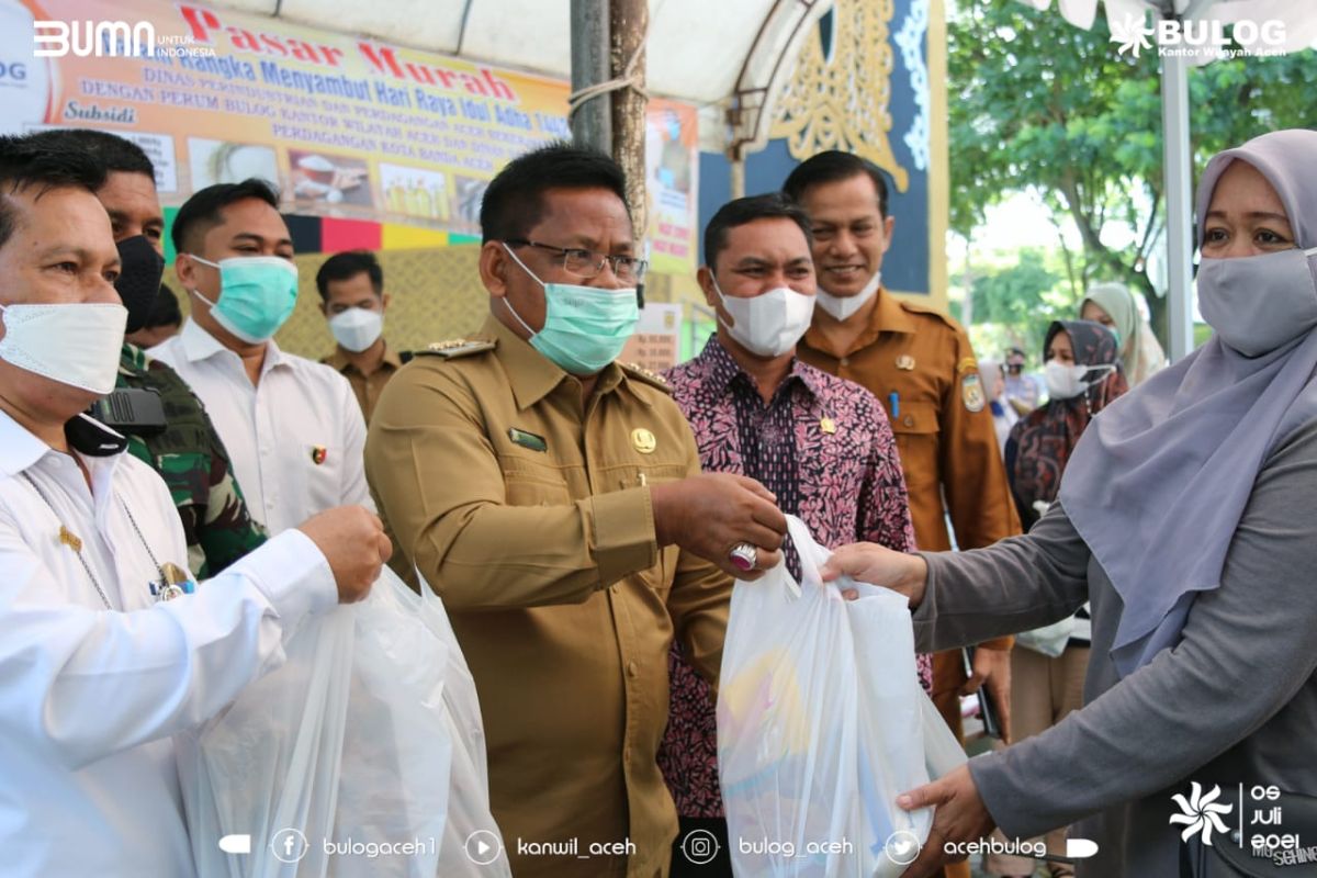 Bulog: Masyarakat antusias belanja di pasar murah