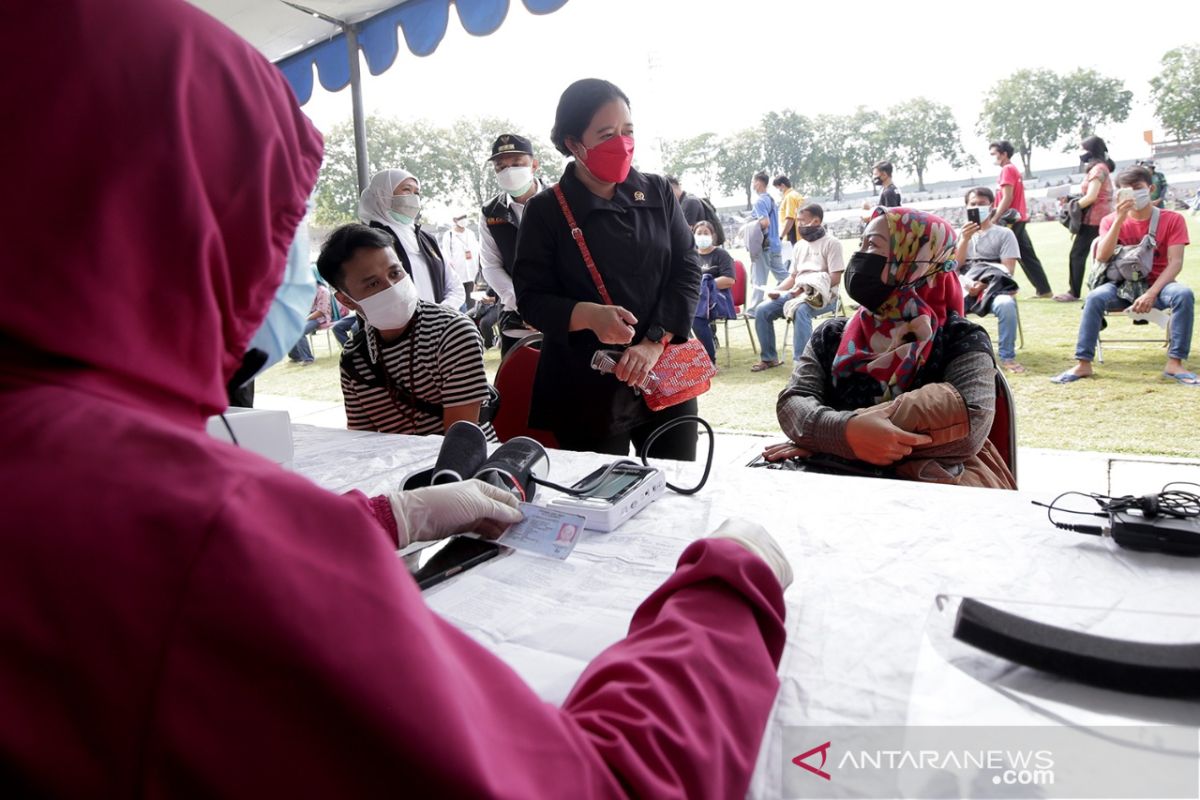 DPR berikan bantuan 30 ribu dosis vaksin COVID-19 bagi warga Jatim