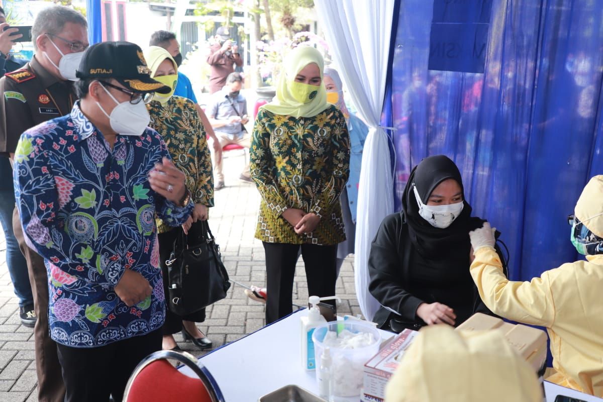 Pemkot Malang targetkan 70 persen warga sudah tervaksin pada September