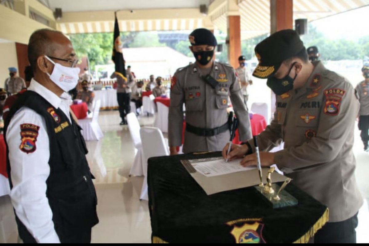 WakapoldaNTB Lantik Pokdar Kamtibmas Tingkat Provinsi