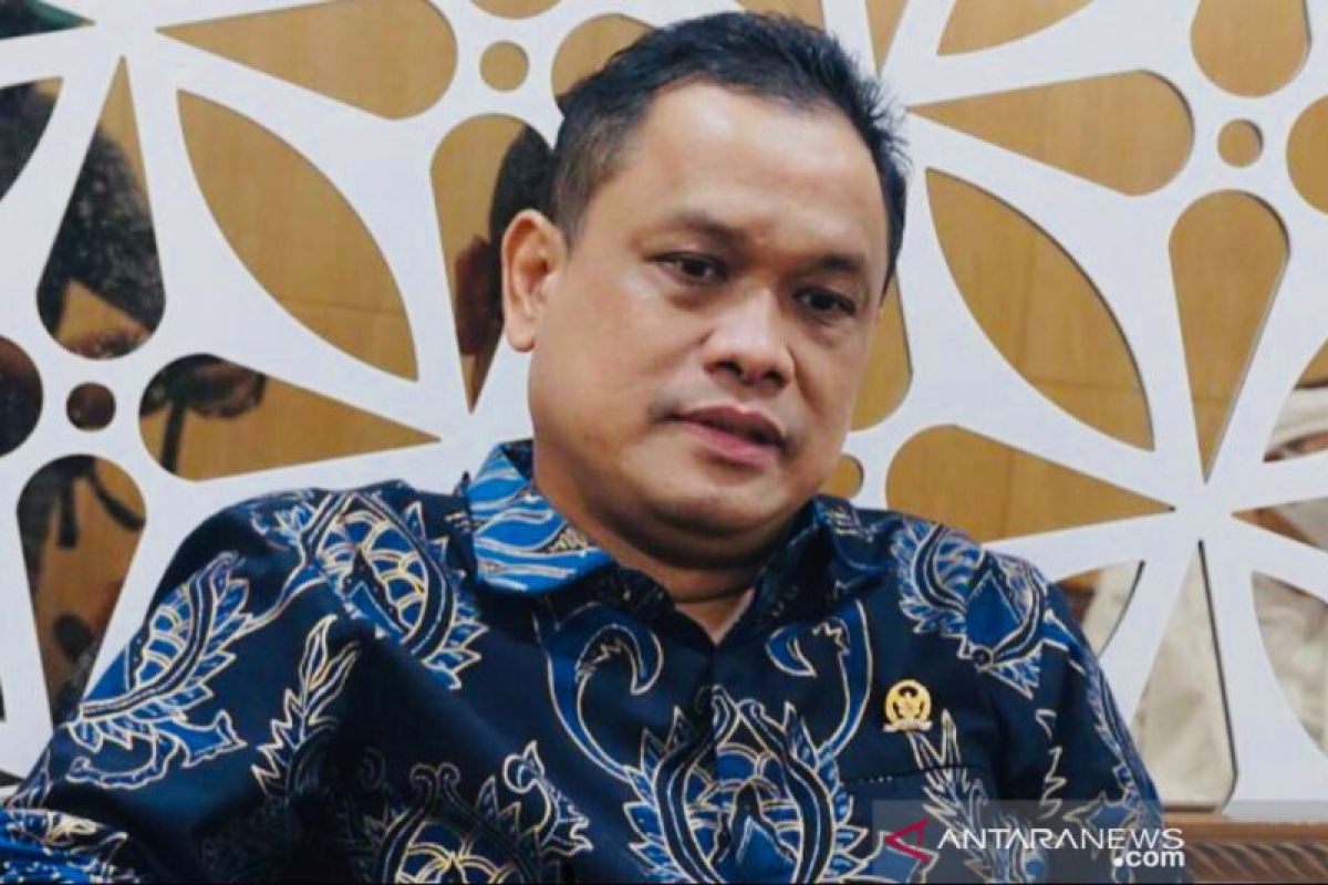 Fraksi Nasdem: Usulan RS khusus pejabat terpapar COVID-19 cederai hati rakyat