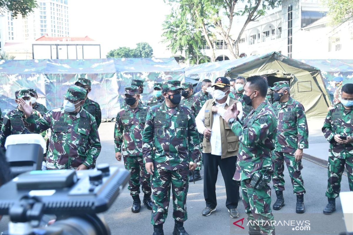 Panglima TNI sidak rumah sakit lapangan TNI AD di RSPAD Gatot Soebroto
