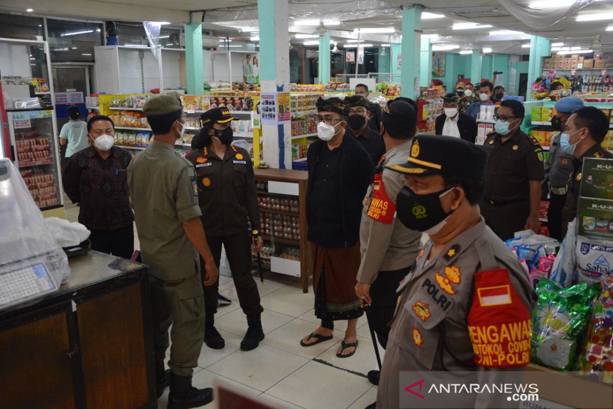 Wali Kota Denpasar peringatkan satu mini market karena langgar PPKM Darurat
