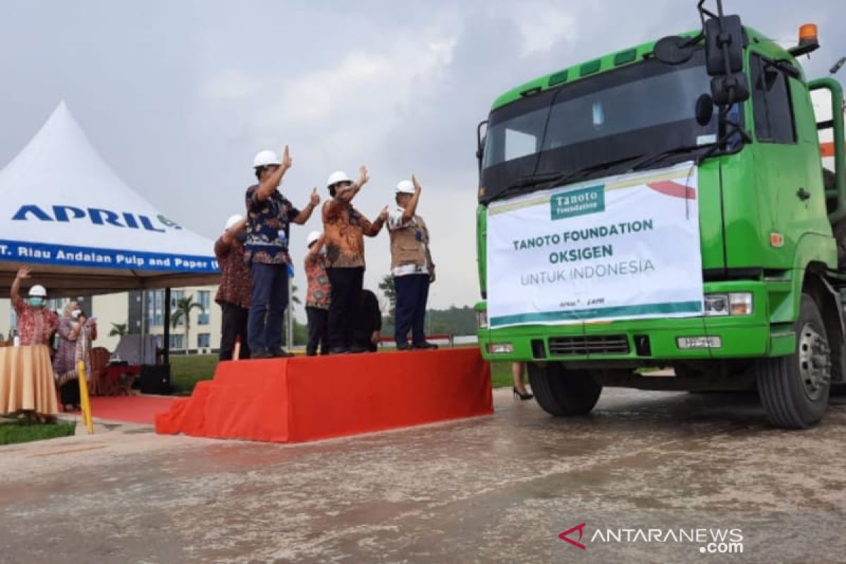 Riau mengirim 500 ton oksigen ke Pulau Jawa dan Bali