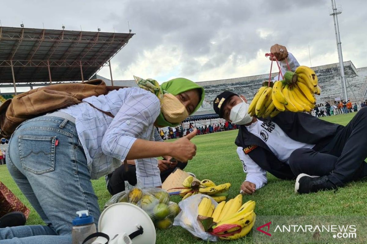 Aksi nyata warga Surabaya cegah penularan COVID-19