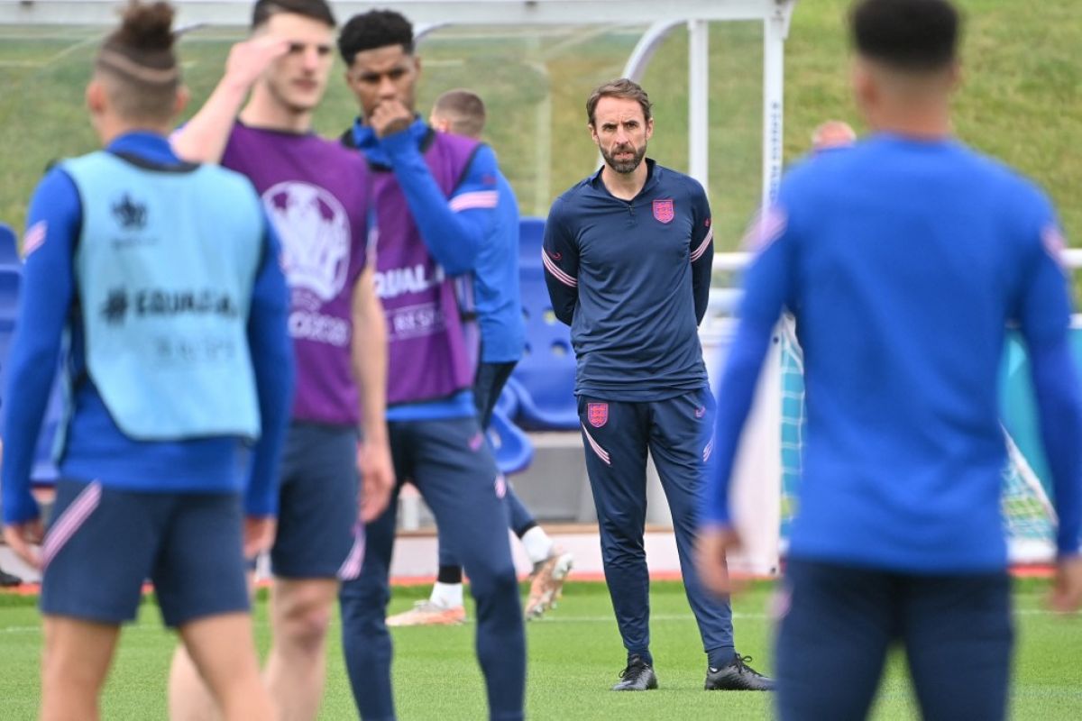 Euro 2020, Southgate ingin timnya bermain seperti biasa