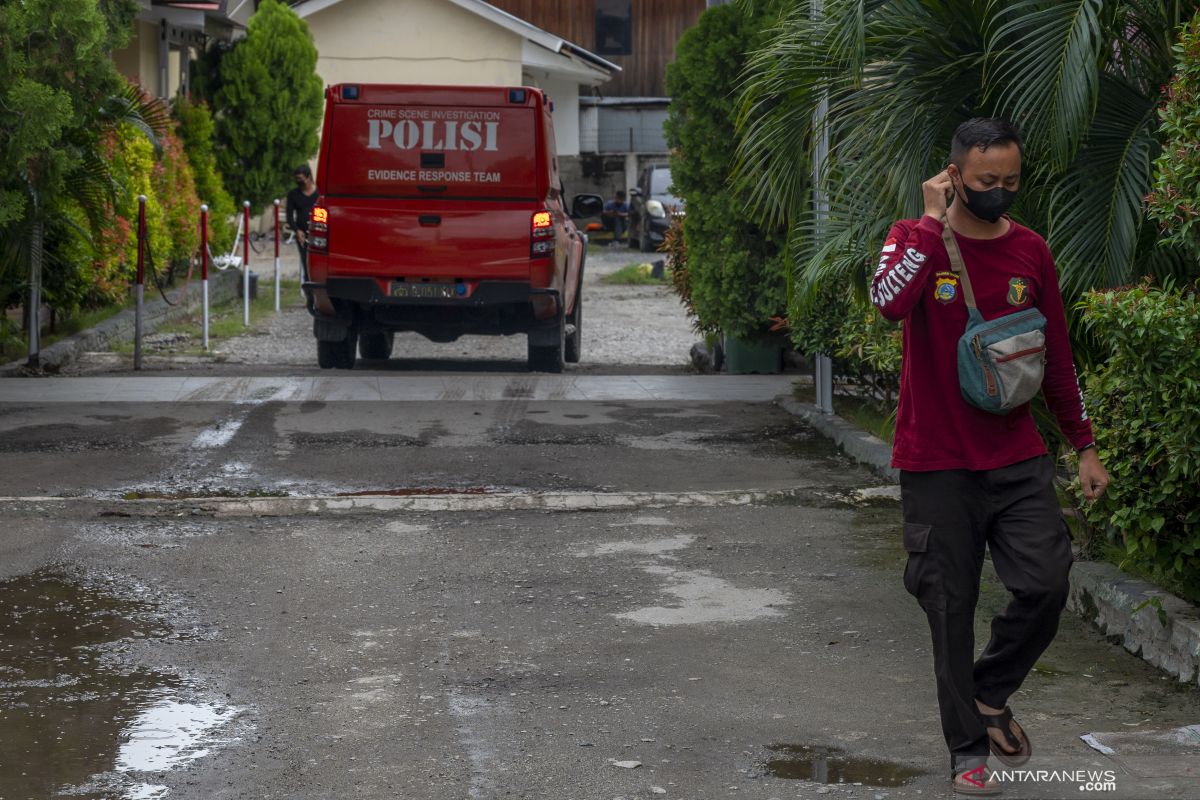 Kemarin, anggota MIT Poso tewas ditembak hingga pungli pemikul jenazah